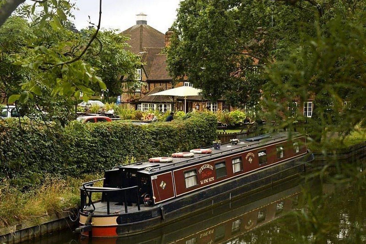 Premier Inn Woking West - A324 Kültér fotó